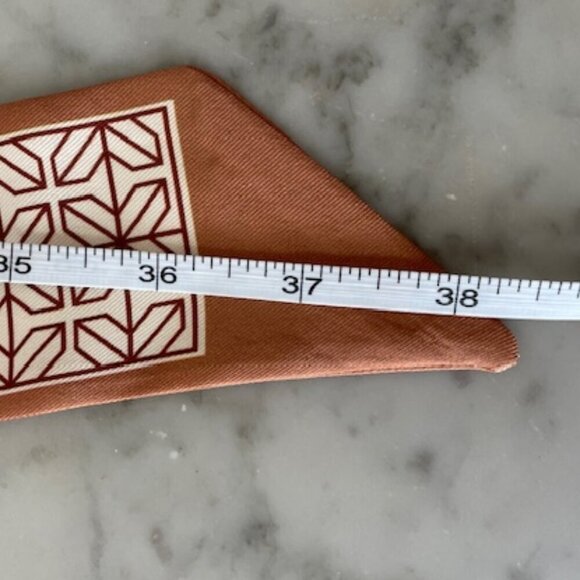 DOMAT LIFE Twilly Skinny Silky Khaki Tan Geo Print Scarf - Picture 9 of 9